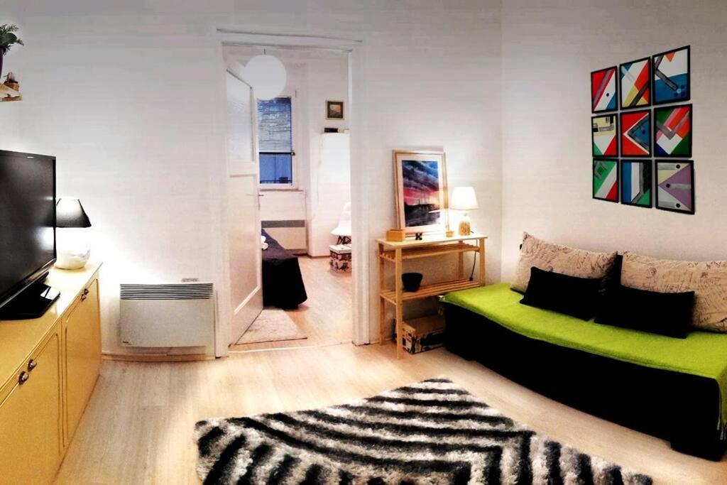 Apartamento Atelier 12, Feeling Like An Artist! Promo Price Belgrado Exterior foto